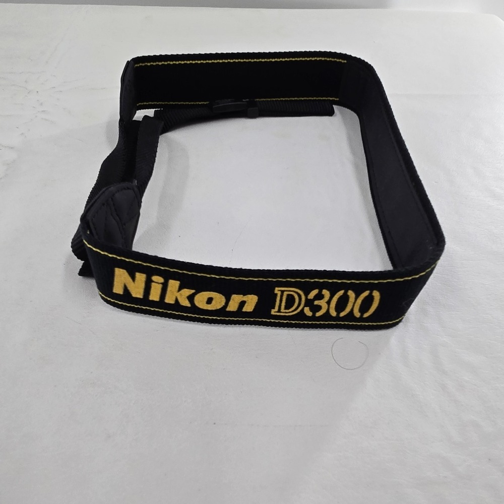 Nikon D300 Genuine Camera Neck Strap Black Yellow